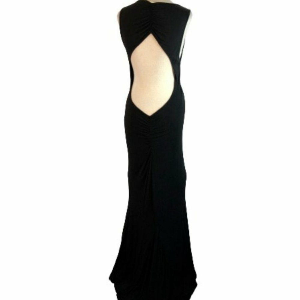 Liberty Love - Open Back Mermaid / Fish Tail Maxi Dress - Black